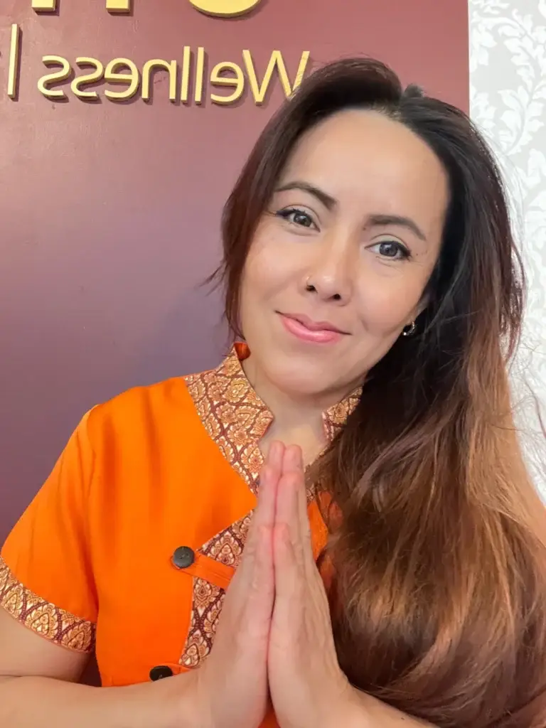 Über ThaiVital Thaimassage in Basel 2 Natcha Samphan, Thaimassage-Therapeutin bei ThaiVital in Basel